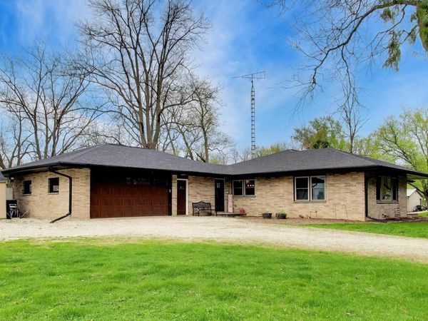 N2496 Main STREET, Darien, WI 53114