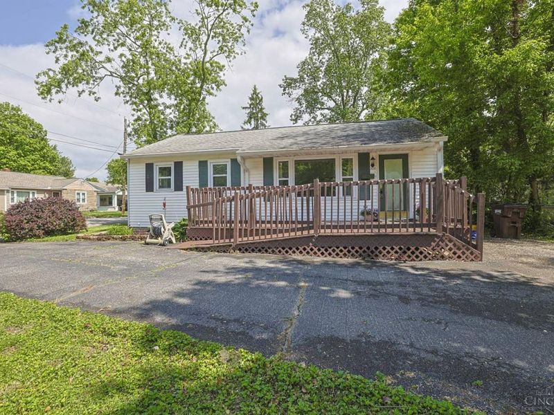 508 Lowell Street, Loveland, OH 45140 Photo 1