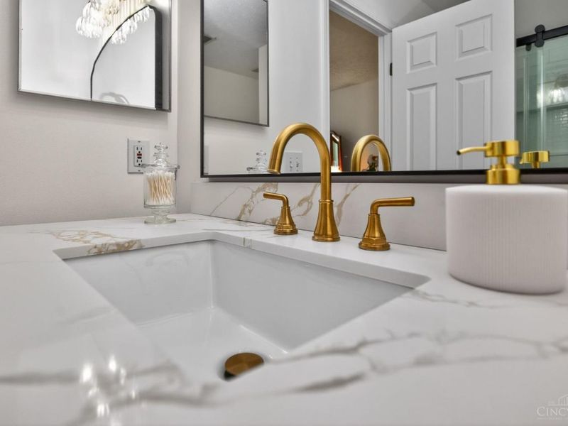 898 Pine Needle Place, Hamilton Twp, OH 45039 Photo 23