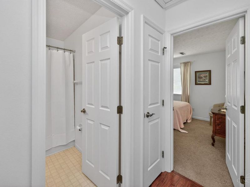 898 Pine Needle Place, Hamilton Twp, OH 45039 Photo 25