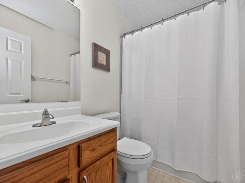 898 Pine Needle Place, Hamilton Twp, OH 45039 Photo 29