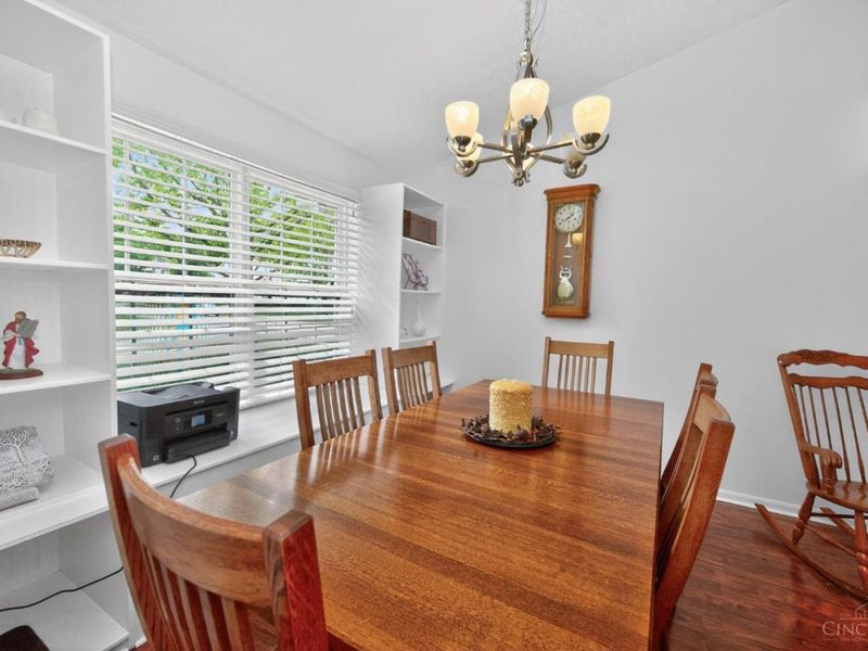 898 Pine Needle Place, Hamilton Twp, OH 45039 Photo 7