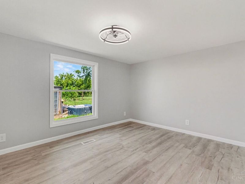 7892 Griffith Road, Lewis Twp, OH 45120 Photo 14