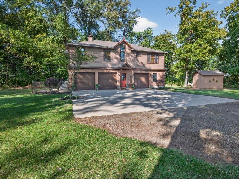 3005 Smith Road, Chester Twp, OH 45177 Photo 3