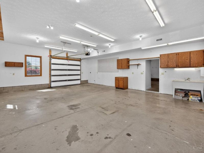 3005 Smith Road, Chester Twp, OH 45177 Photo 30
