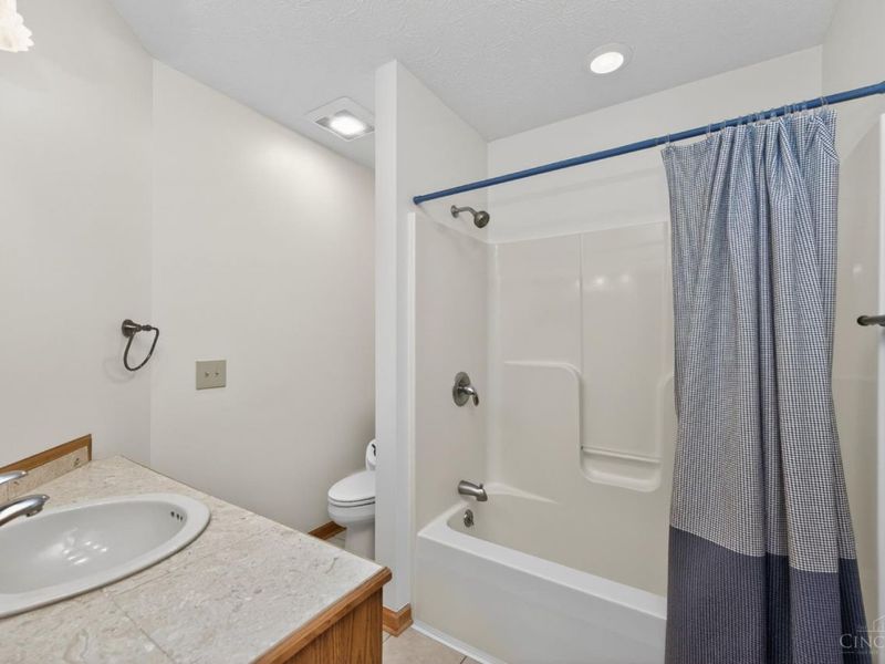 3005 Smith Road, Chester Twp, OH 45177 Photo 48