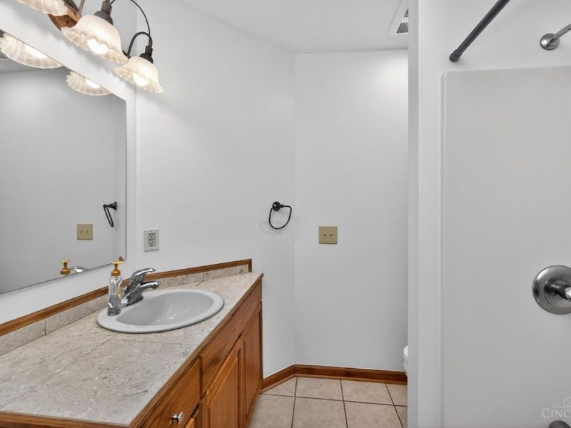 3005 Smith Road, Chester Twp, OH 45177 Photo 49