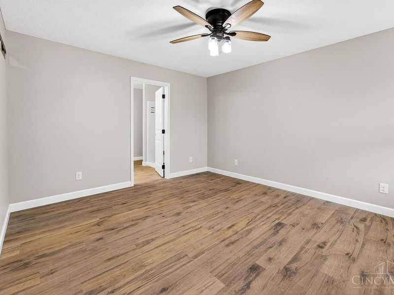 603 Hastings Drive, Lynchburg, OH 45142 Photo 12