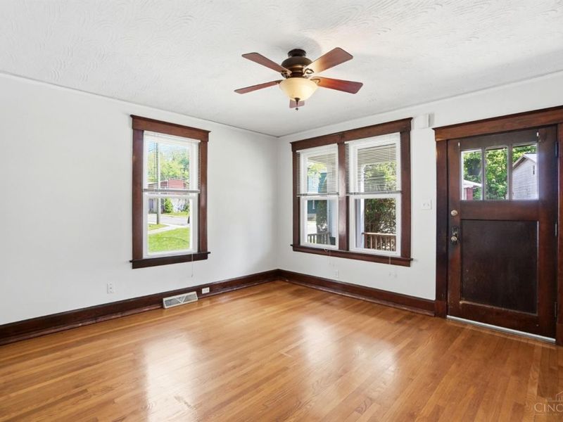 4377 Virginia Ave, Cincinnati, OH 45223 Photo 9