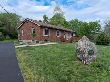 7057 Howard Rd, Franklin Twp, OH 45005