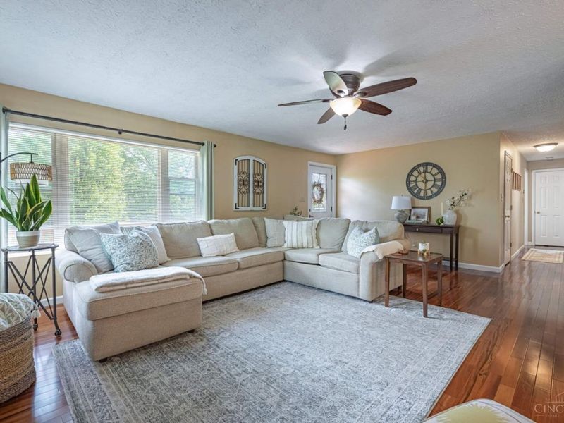 7057 Howard Rd, Franklin Twp, OH 45005 Photo 11