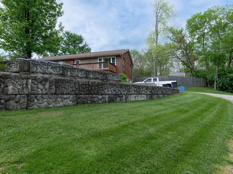 7057 Howard Rd, Franklin Twp, OH 45005 Photo 29