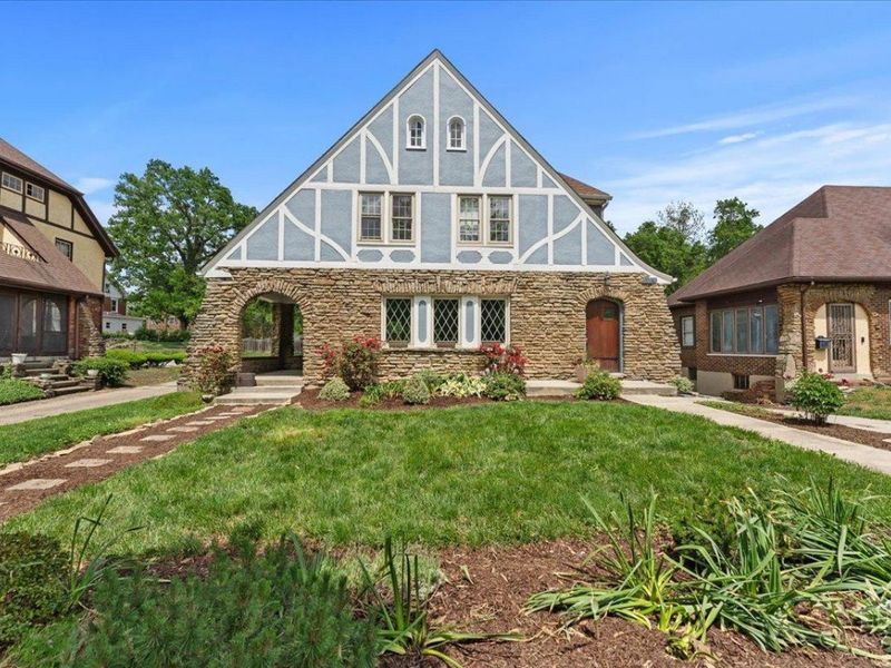 1718 Bella Vista Street, Cincinnati, OH 45237 Photo 2