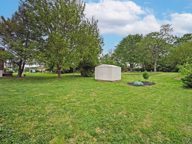 18 Crestmont Drive, Reading, OH 45215 Photo 31