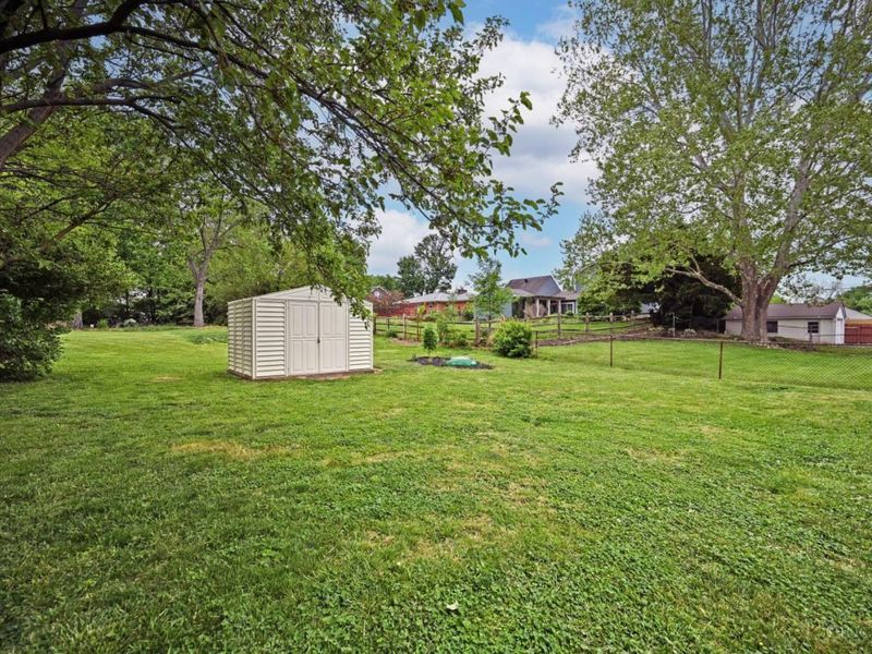 18 Crestmont Drive, Reading, OH 45215 Photo 32
