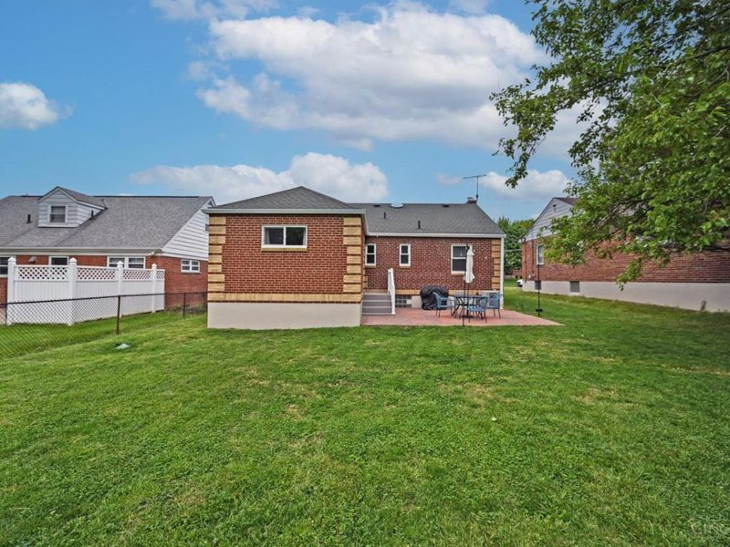 18 Crestmont Drive, Reading, OH 45215 Photo 35