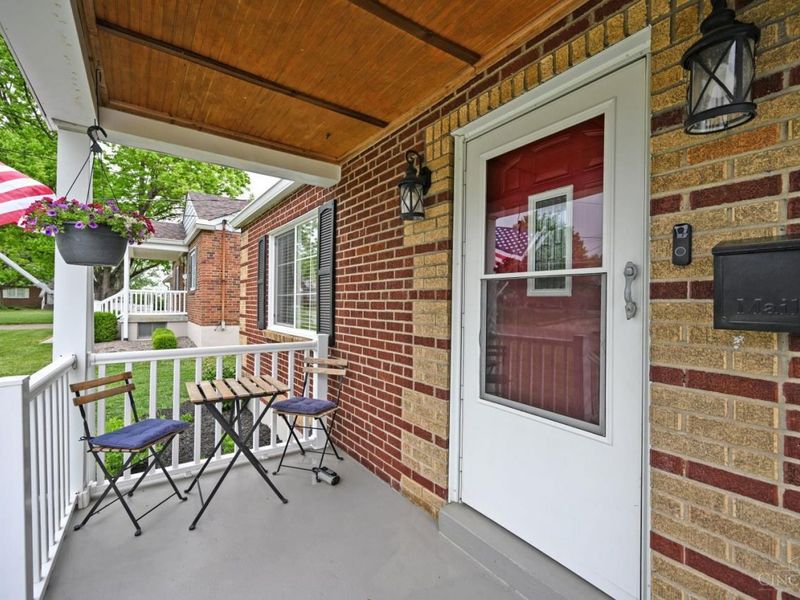18 Crestmont Drive, Reading, OH 45215 Photo 4