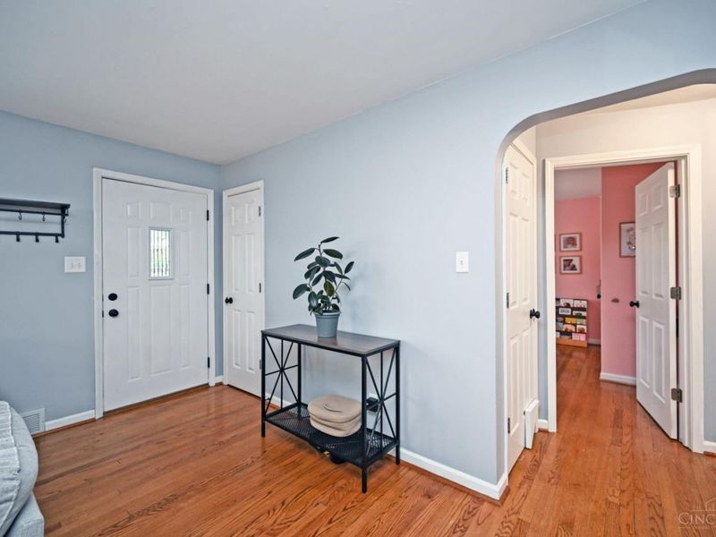 18 Crestmont Drive, Reading, OH 45215 Photo 6