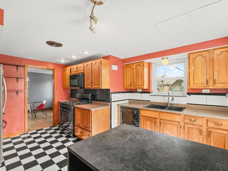 3919 S Clerose Circle, Cincinnati, OH 45205 Photo 15