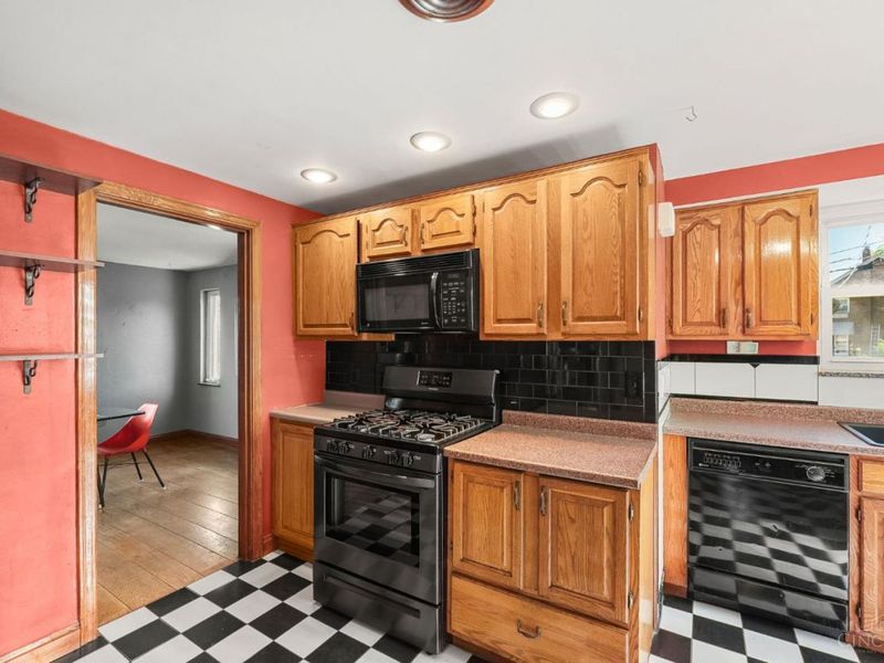 3919 S Clerose Circle, Cincinnati, OH 45205 Photo 16