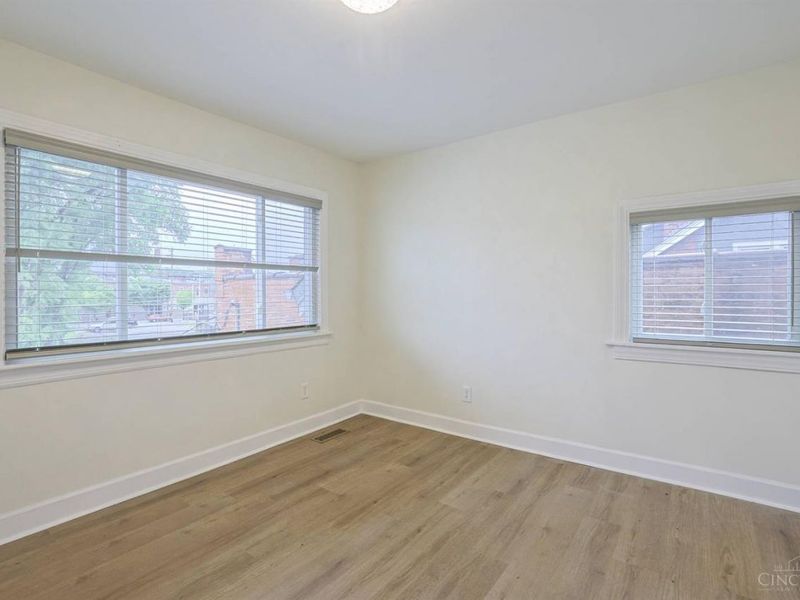 2956 Henshaw Avenue, Cincinnati, OH 45225 Photo 16