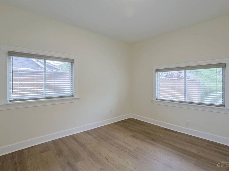 2956 Henshaw Avenue, Cincinnati, OH 45225 Photo 18