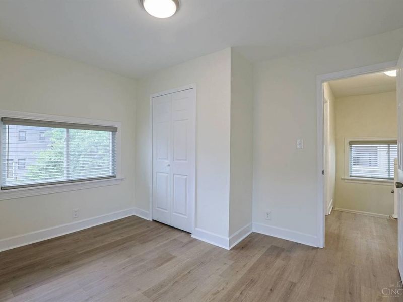 2956 Henshaw Avenue, Cincinnati, OH 45225 Photo 19