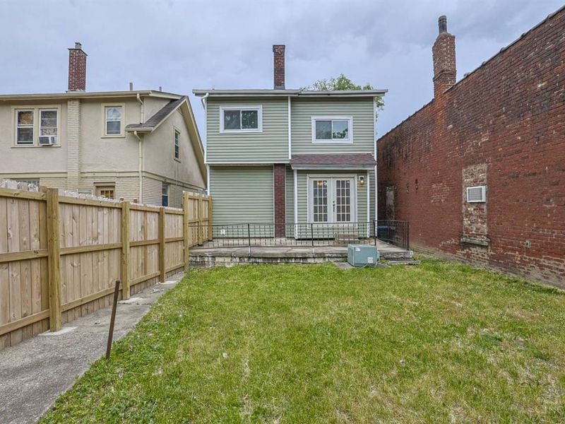 2956 Henshaw Avenue, Cincinnati, OH 45225 Photo 31