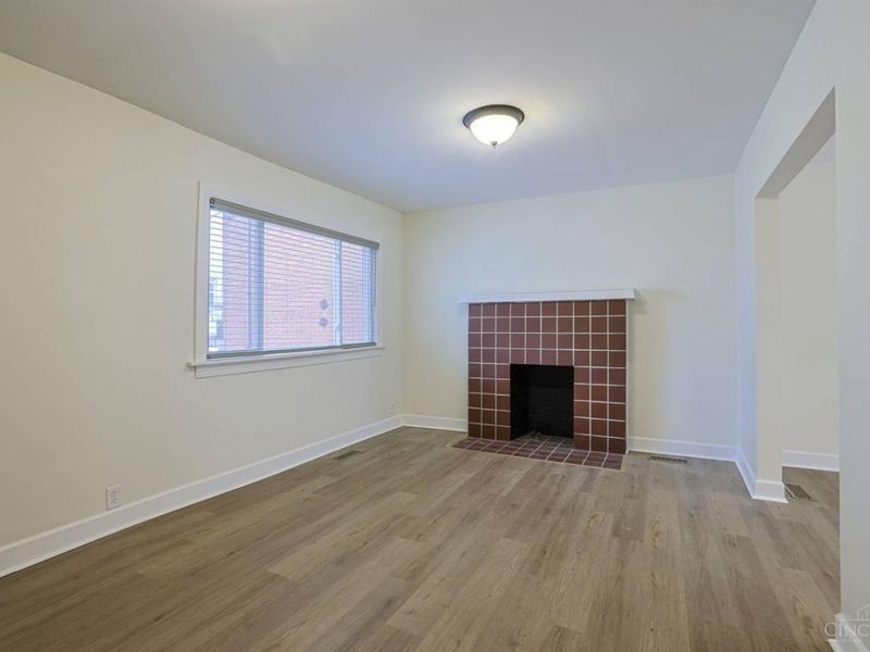 2956 Henshaw Avenue, Cincinnati, OH 45225 Photo 6