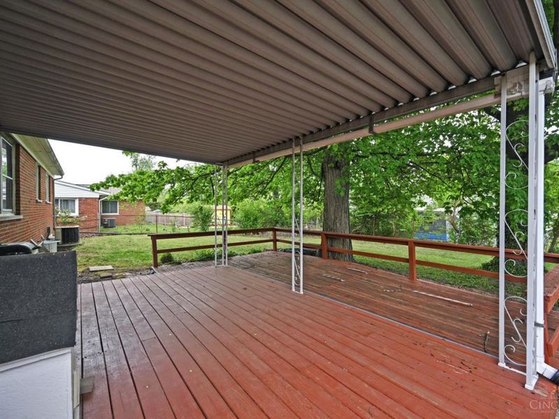 8422 Chesswood Drive, Colerain Township, OH 45239 Photo 18