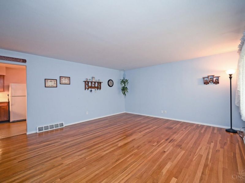 8422 Chesswood Drive, Colerain Township, OH 45239 Photo 4