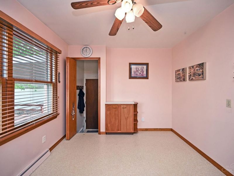 8422 Chesswood Drive, Colerain Township, OH 45239 Photo 7