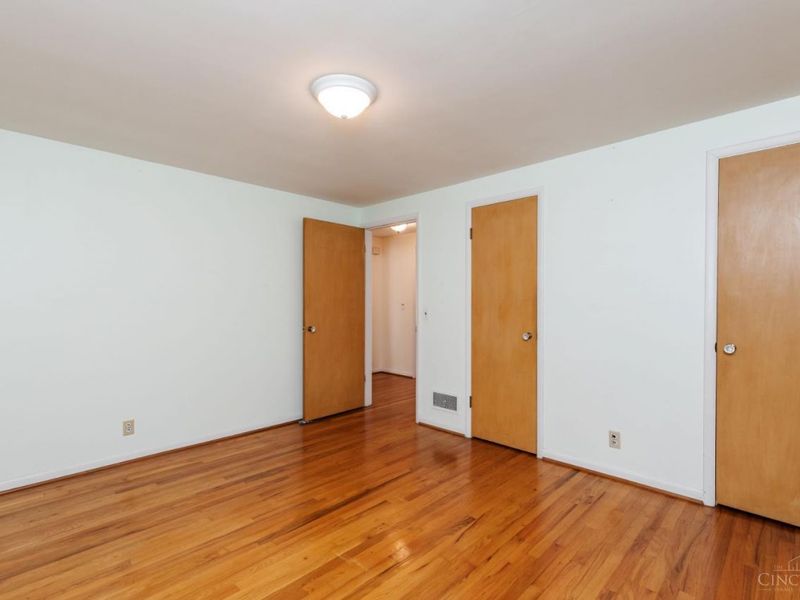 7808 Colton Lane, Deer Park, OH 45236 Photo 13