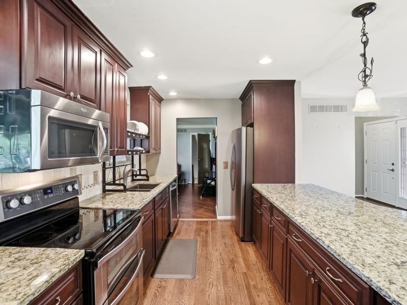 9004 Tripoli Drive, Unit R, Colerain Township, OH 45251 Photo 11