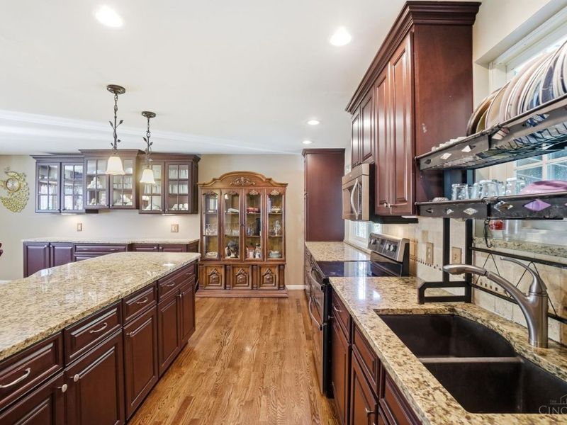 9004 Tripoli Drive, Unit R, Colerain Township, OH 45251 Photo 13