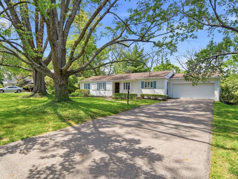 10539 Cinderella Drive, Montgomery, OH 45242 Photo 2