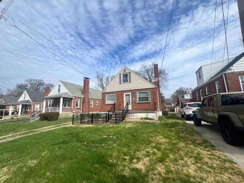3756 Mac Nicholas Avenue, Deer Park, OH 45236 Photo 2