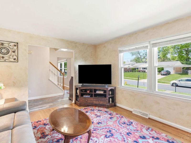 2072 Endovalley Drive, Anderson Twp, OH 45244 Photo 7