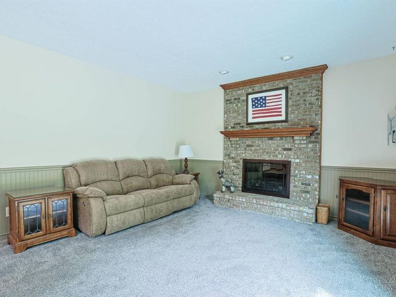 4388 Simca Lane, Green Township, OH 45211 Photo 10
