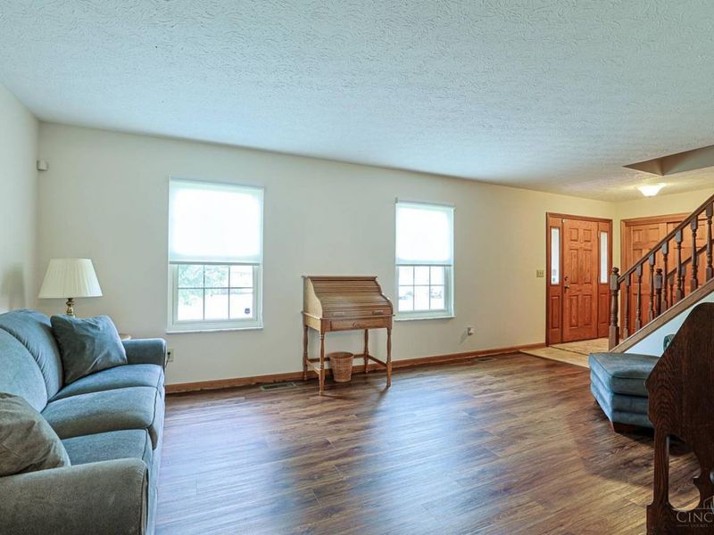 4388 Simca Lane, Green Township, OH 45211 Photo 8