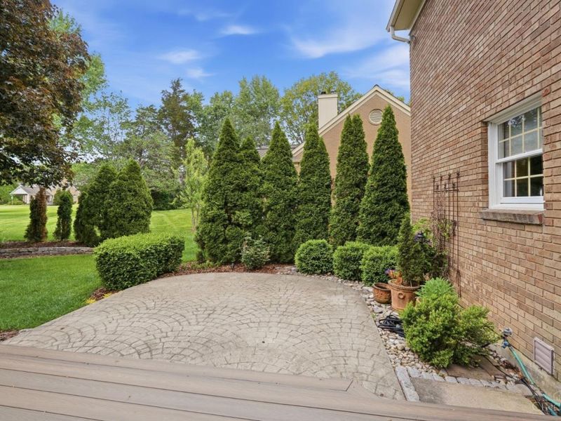 125 Pheasantlake Drive, Loveland, OH 45140 Photo 37