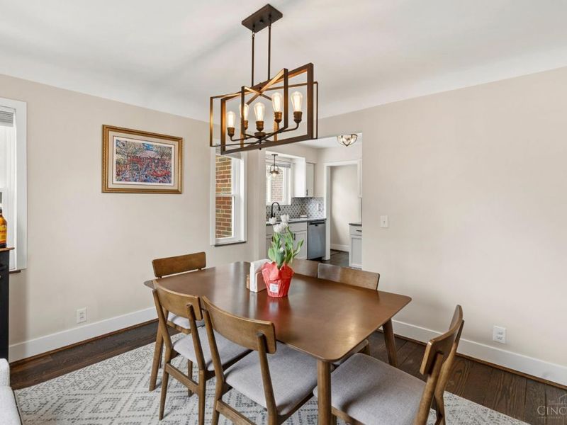 3947 Holman Circle, Silverton, OH 45236 Photo 11