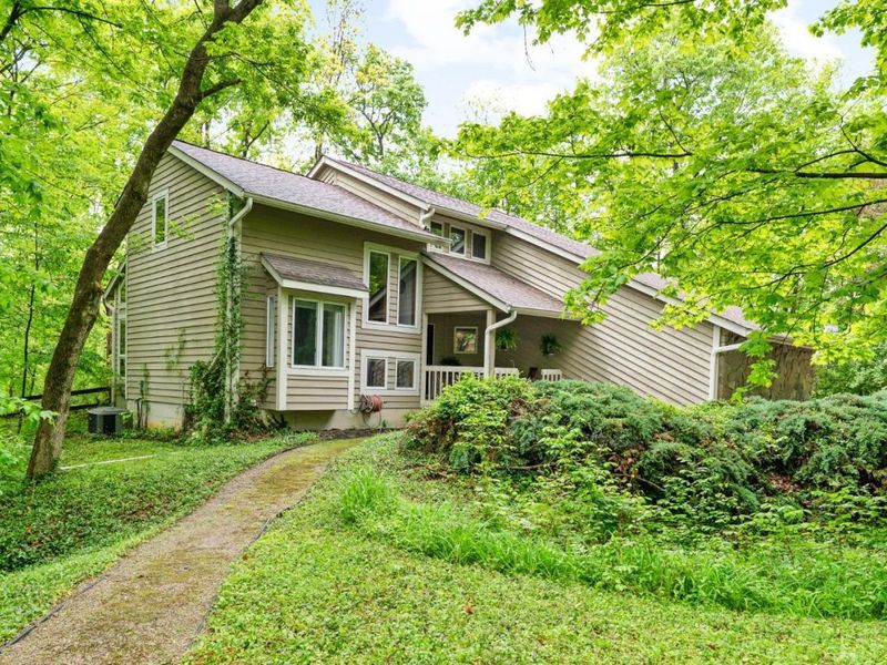 7333 Tarragon Court, West Chester, OH 45069 Photo 2