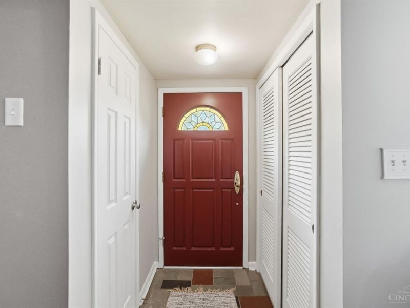 9140 Millcliff Drive, Springfield Twp., OH 45231 Photo 7
