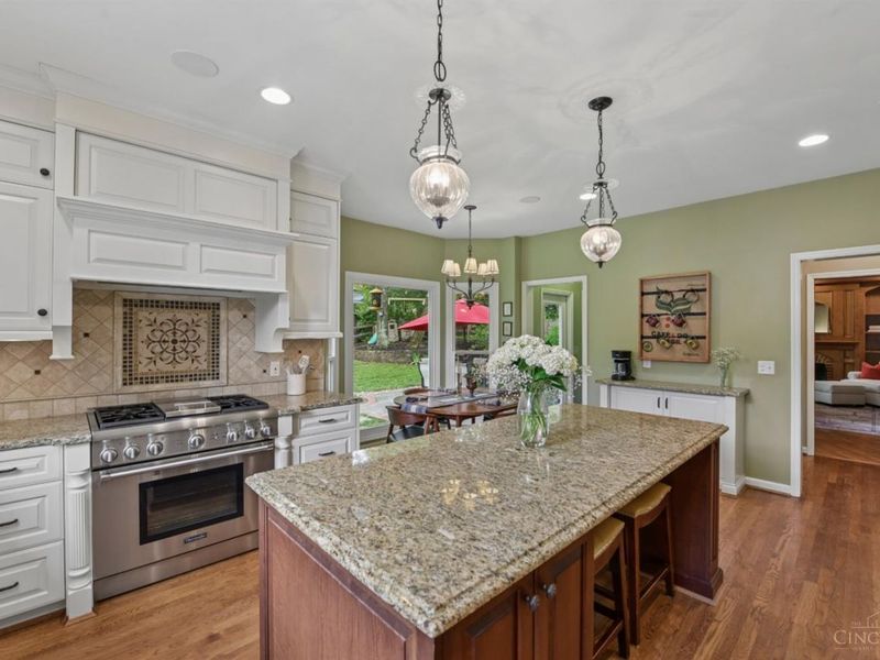119 Lexington Drive, Loveland, OH 45140 Photo 14