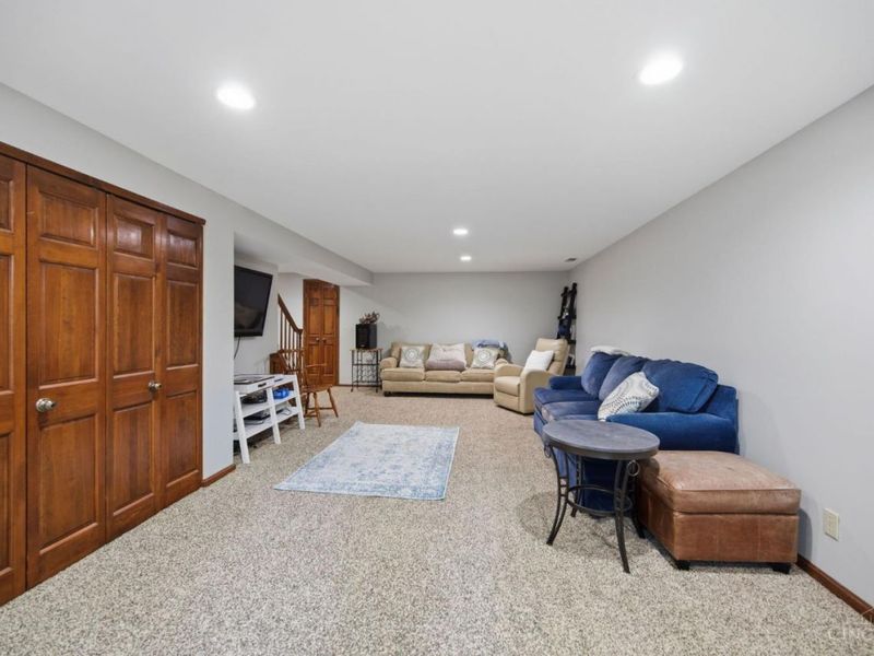 9018 Winthrop Drive, Montgomery, OH 45249 Photo 43