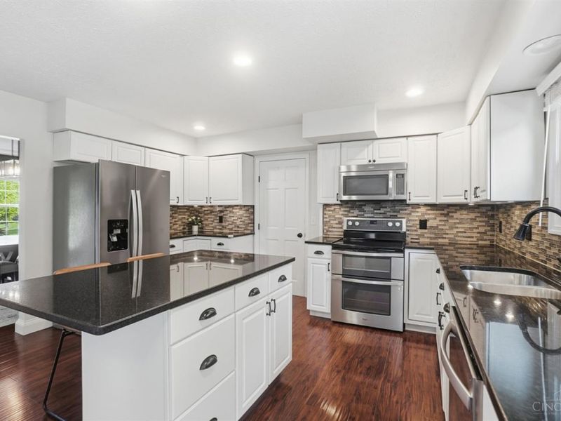 7301 Walnut Creek Drive, West Chester, OH 45069 Photo 11