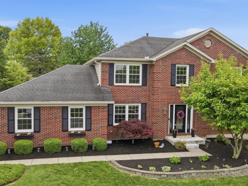 7301 Walnut Creek Drive, West Chester, OH 45069 Photo 2