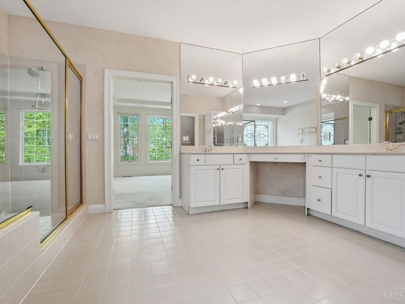 11063 Grandstone Lane, Montgomery, OH 45249 Photo 19
