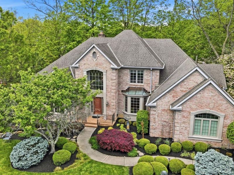 11063 Grandstone Lane, Montgomery, OH 45249 Photo 2